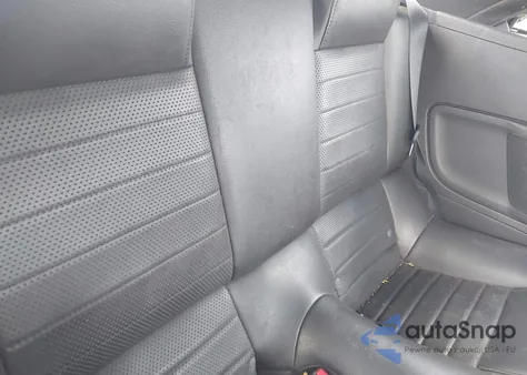 2005 Ford Mustang Gt z USA, uszkodzony, nr VIN 1ZVHT85H955237777